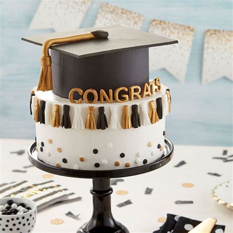 55 Best Graduation Cake Ideas Parade