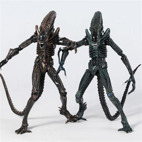 Neca Aliens Ultimate Edition Brown Blue Warrior Alien Action Figure