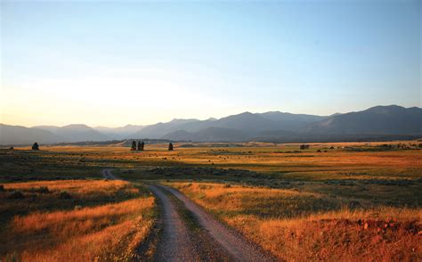 Montana Roads - Big Sky Journal