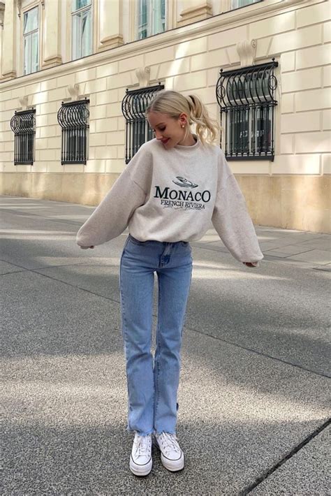 Autumn Aesthetic Must-Haves: Monaco Crewneck in Beige