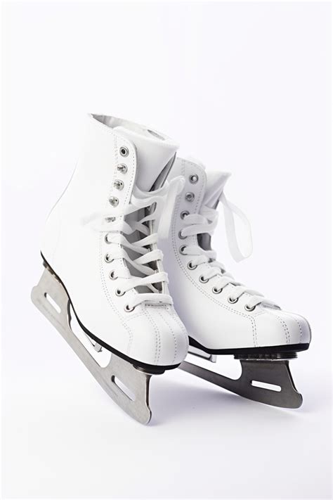 An Image Of White Ice Skates On A White Background Wallpaper Image For Free Download Pngtree