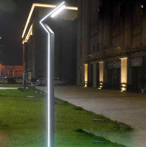 China Poste de lámpara de aluminio fundido moderno de 50 vatios Luces