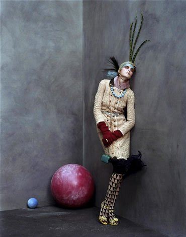 CAPTURING A NEW ERA: TRENDS THAT DEFINED FASHION PHOTOGRAPHY IN THE 2000S