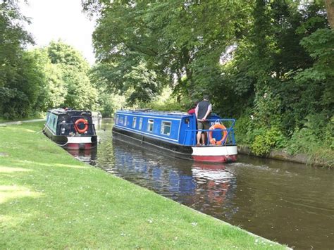 Narrowboats On The Llangollen Canal Oliver Dixon Cc By Sa