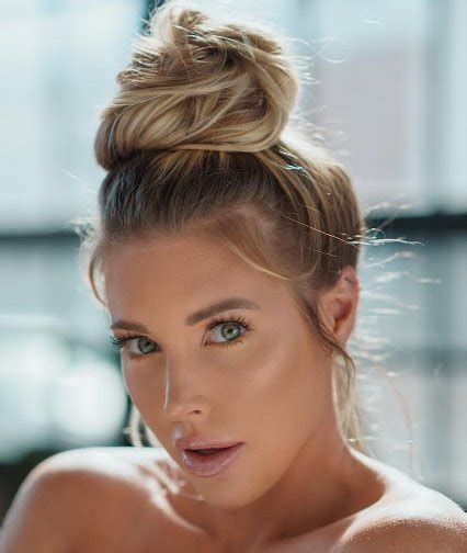 Samantha Saint Age Height Net Worth Onlyfans Biography Wiki