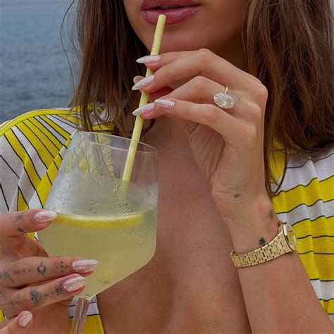 Best Nude Nail Ideas According To Celebrity Nail Artists Marie Claire