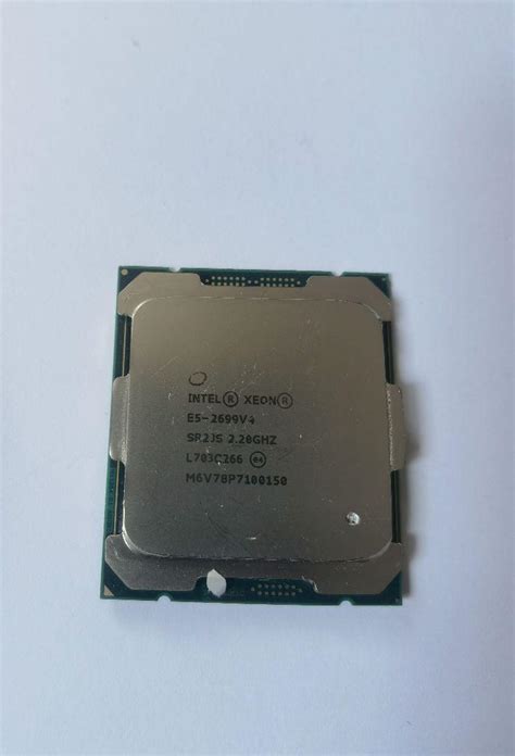 CPU Intel XEON E5 2699V4 - メルカリ
