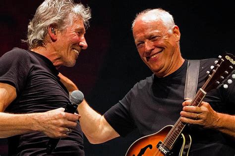 Roger Waters describes his conflict with David Gilmour over the 'Comfortably Numb'