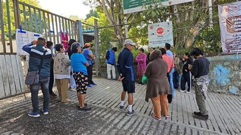 Toman Tanques De La Capach En Exigencia Del Suministro De Agua El Sol