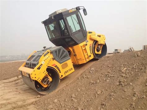 Ton Double Durm Self Propelled Vibratory Road Roller Compactor