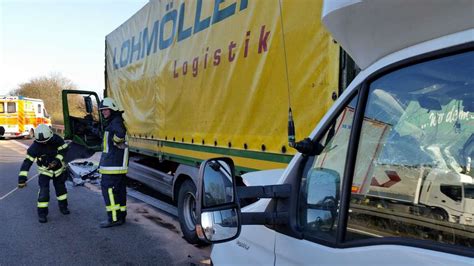 Fotos Unfall Auf Der A44 Zwischen Zierenberg Und Kassel