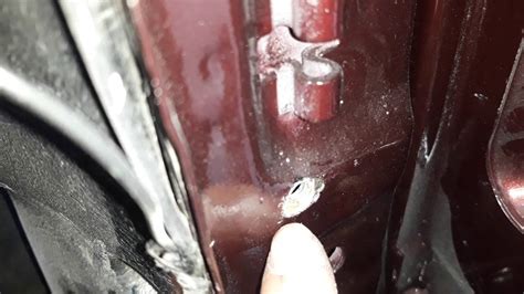 Установка ограничителей дверей от Гранты на ниву 21214 в двери нового ...