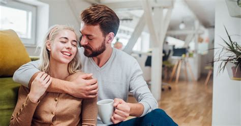 10 Señales Que Prueban Que Estás En Una Relación Con Un Hombre