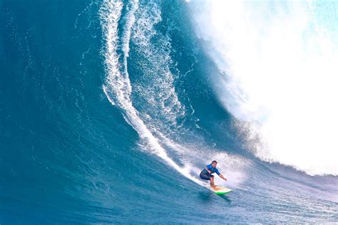 Big wave surfer Márcio Freire dies in Nazaré