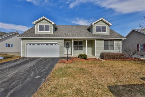 35 Iris Ln Loudon Nh 03307 Mls 4944088 Coldwell Banker