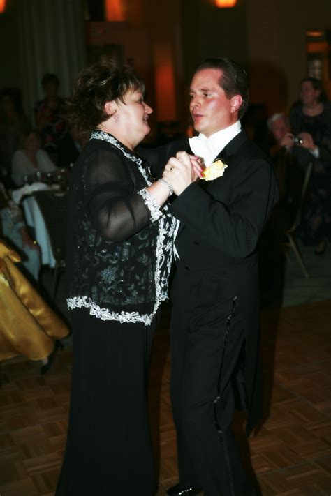 Mother son wedding dance tips for dancing at your wedding. | Adventures ...