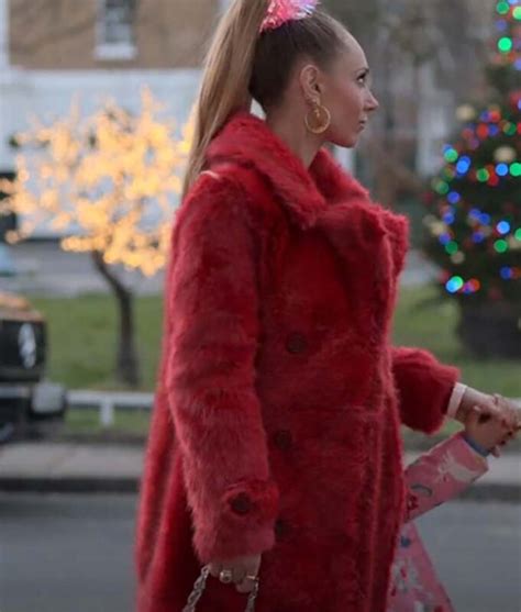 Ted Lasso S03 - Keely Jones (Juno Temple) Red Fur Coat