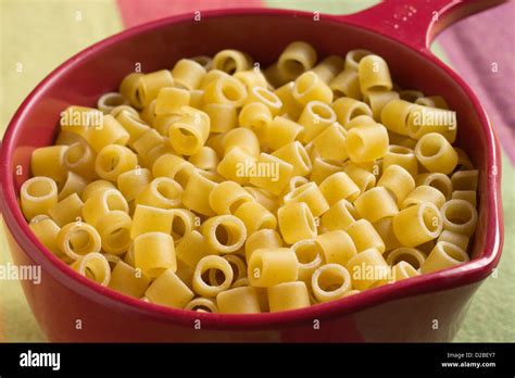 Ditalini hi-res stock photography and images - Alamy