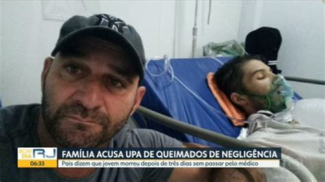 Vídeo Jovem de 23 anos morre em UPA de Queimados e família acusa