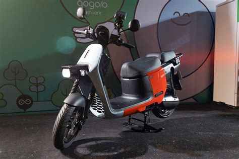 Gogoro Unveils The CrossOver Scooter Lineup And Battery Swapping Tech