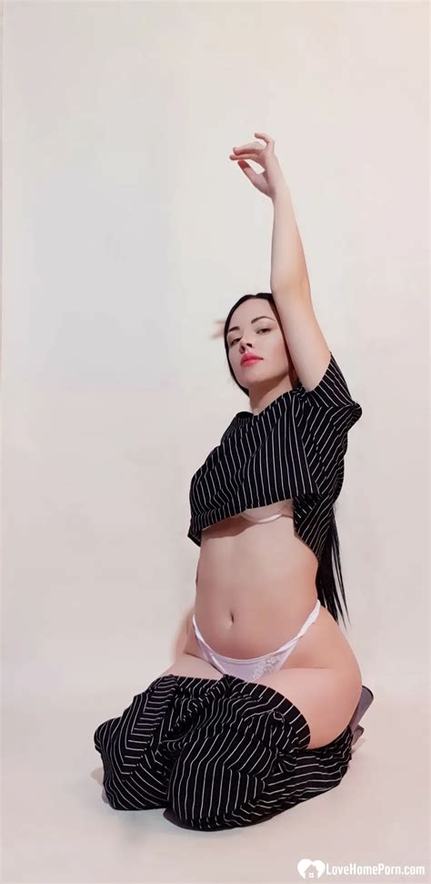 Sexy Office Worker Teases With Her Perfect Ass Pics Xhamster