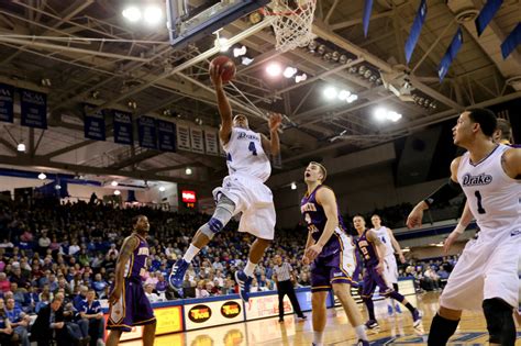 Drake men’s basketball delivers thrilling Knapp Center moments - Drake University Newsroom