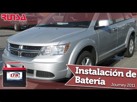 Cómo cambiar la batería de Dodge Journey