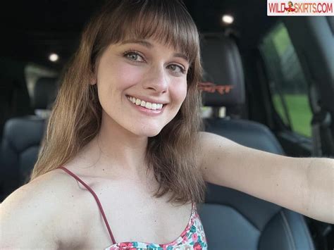 Haesicks Emmahixofficial Haesicks Haesicks Shaelynnjade Nude Onlyfans Leaked Photo