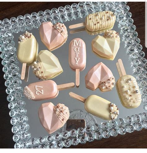 Pin By Alexa Ryan On Sweet Treats Cake Pop Decorating Chocolate