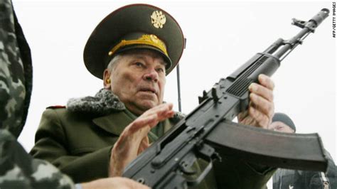 Muere A Los A Os Mikhail Kalashnikov Inventor Del Rifle Ak Cnn