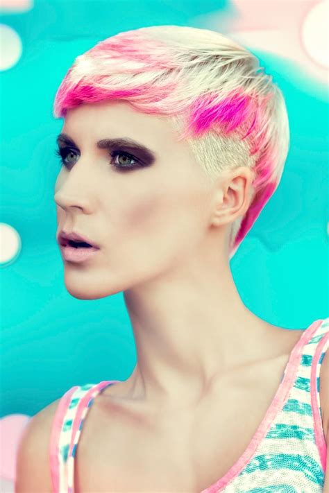 Flippiger Pixie Cut Freche Pfiffige Und Flippige Kurzhaarfrisuren