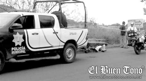 Hallan A Hombre Sin Vida En La Carretera ¿muere De Un Infarto El