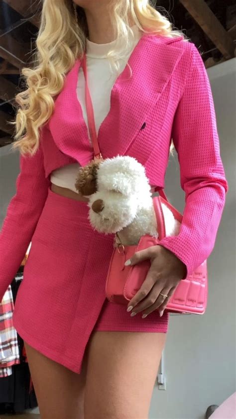 Elle Woods Halloween Costume Legally Blonde Costume Halloween Easy