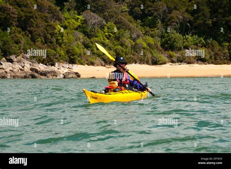 Neuseeland Südinsel Kajak von Kaiteriteri Beach im Abel Tasman National