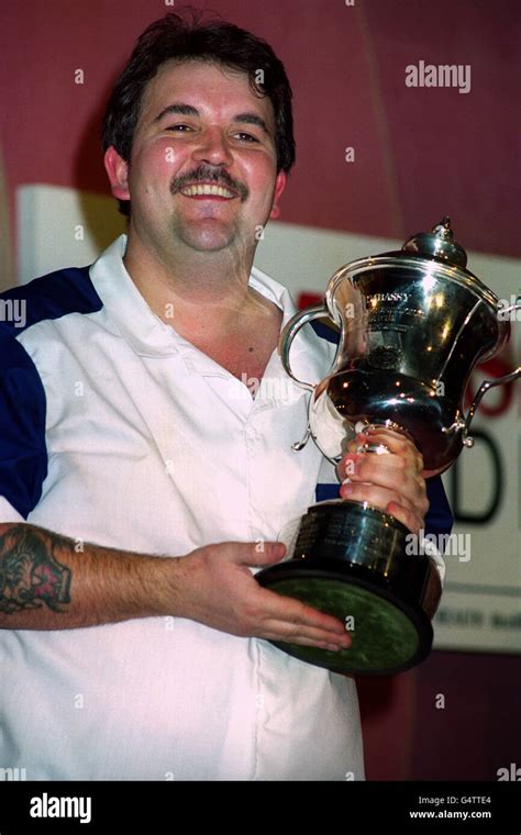 Phil Taylor World Darts 1992 Stock Photo - Alamy