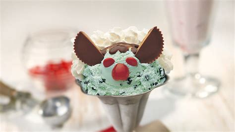 Monster Mash Sundaer — Friendlys