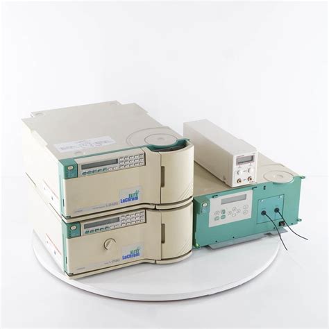 【傷や汚れあり】 Dw Used 8日保証 セット Hitachi L 2420 L 2130 L 2490 Hplc Elite