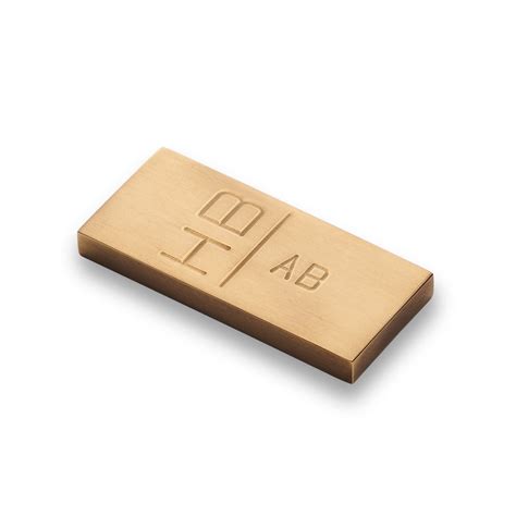 Sample Finish Chip – Henry Blake