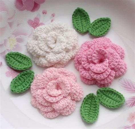 3 Crochet Flowers roses With Leaves YH 142-08 - Etsy