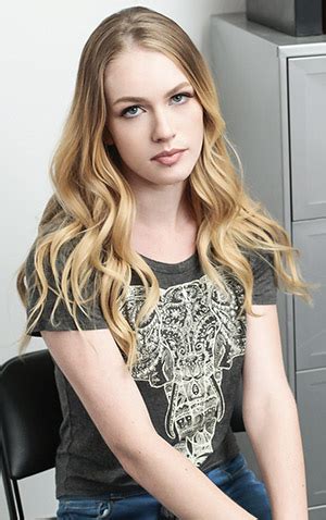 Violet Storm XXX Videos MYLF Porn Profile