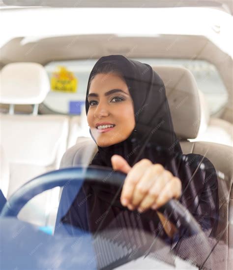 Premium Photo Woman Wearing Burka While Driving Car