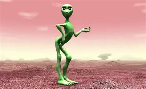 El Chombo Dame Tu Cosita L Alieno Verde Che Balla Travolge Youtube