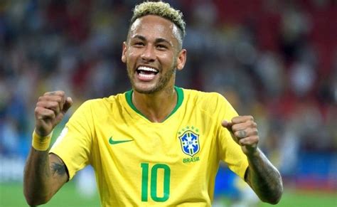 Uma olhada em alguns dos melhores gols de Neymar pela Seleção