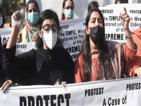 Pakistan Hindu Protest Against Forced Conversions Kidnapping Marriage