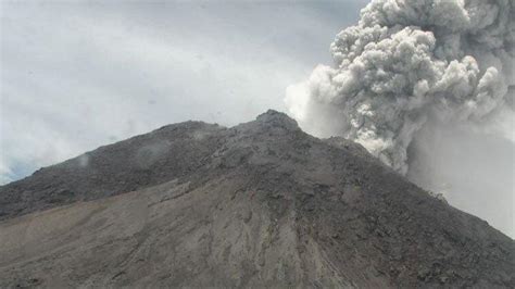 Update Aktivitas Gunung Merapi Siaga Level Iii Kali Guguran Lava