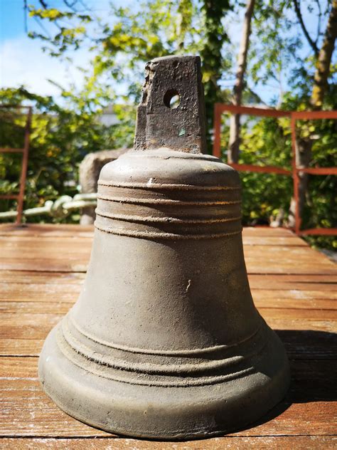 Cloche D Cole Brikbroc Brocante En Ligne