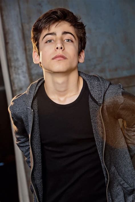 Pin By On AIDAN GALLAGHER Hot Actors Comedy Short Films Cute Actors