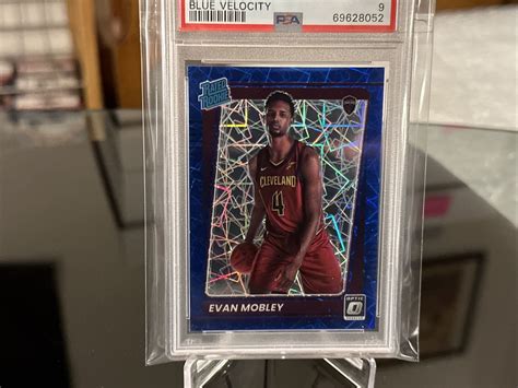 2021 22 Panini Donruss Optic Rated Rookie Blue Velocity Prizm 175