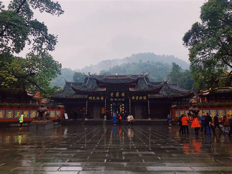 峨眉山报国寺攻略峨眉山报国寺门票游玩攻略地址图片门票价格【携程攻略】