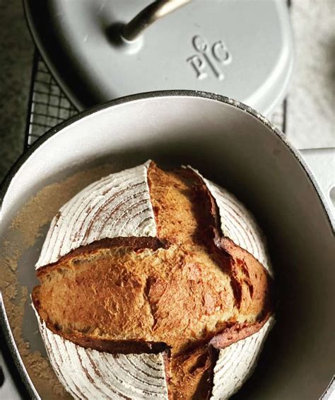 Knuspriges Brot Aus Dem Gusstopf Lecker Locker Luftig